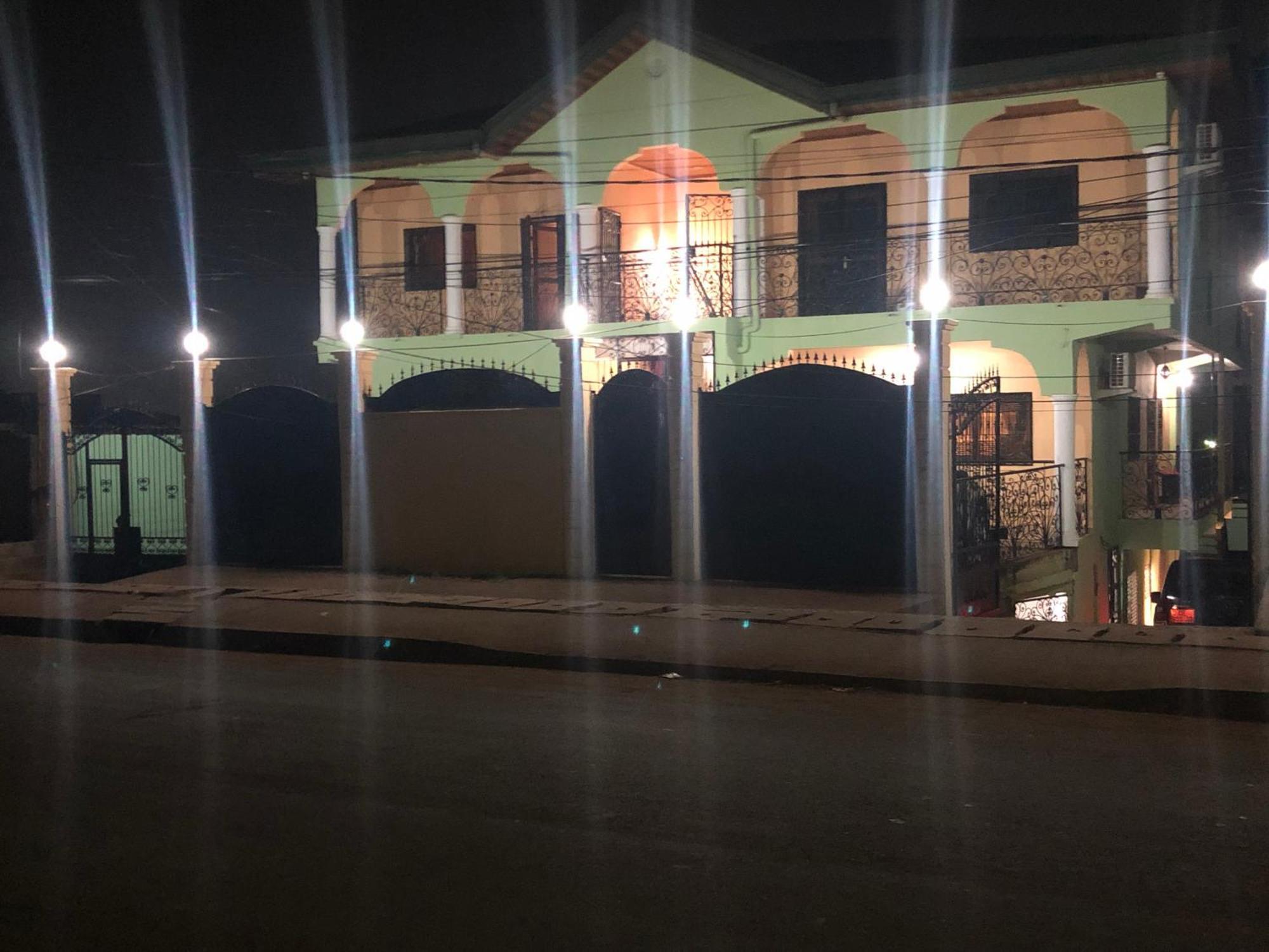 Appartement Moderne De 120M2 , Dote De Cameras De Surveying Et Situe A Maetur Nkomo, Un Quartier Residentiel Yaoundé Eksteriør bilde